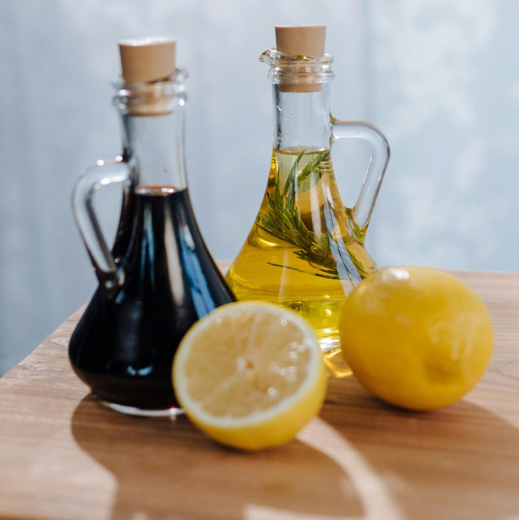 Health Benefits of Olive Oil, Honey and Lemon.